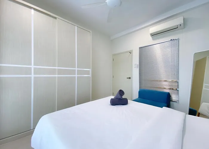 Studio Apartment At Regalia Residence And Suites By The Relaxstay